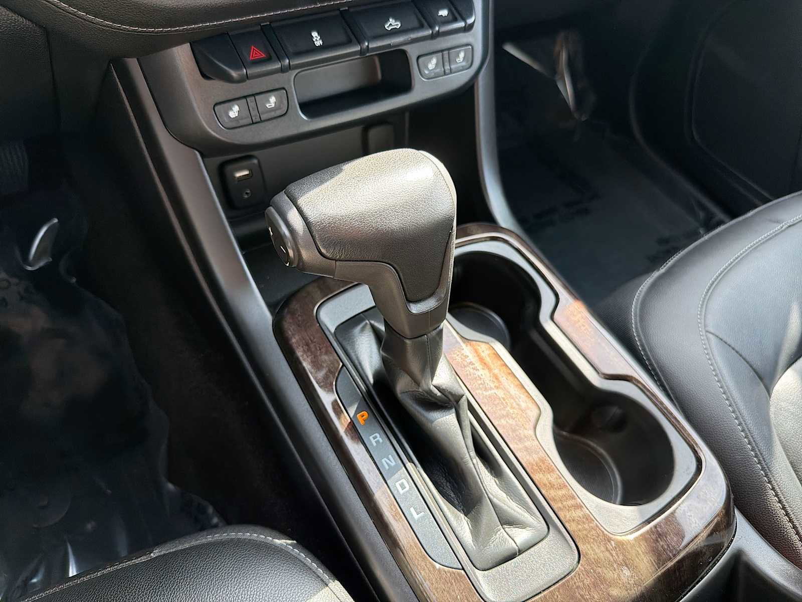 Used 2017 GMC Canyon SLT w/ Trailering Package image 27