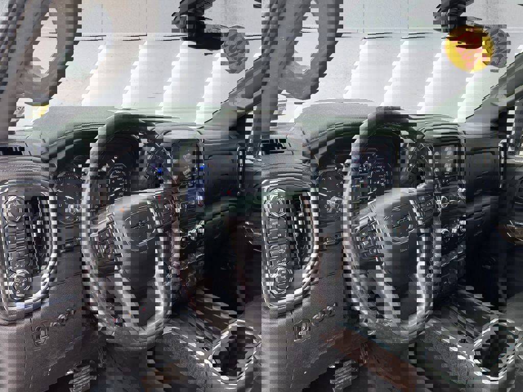 Used 2021 GMC Sierra 3500 Denali w/ Denali Ultimate Package image 10