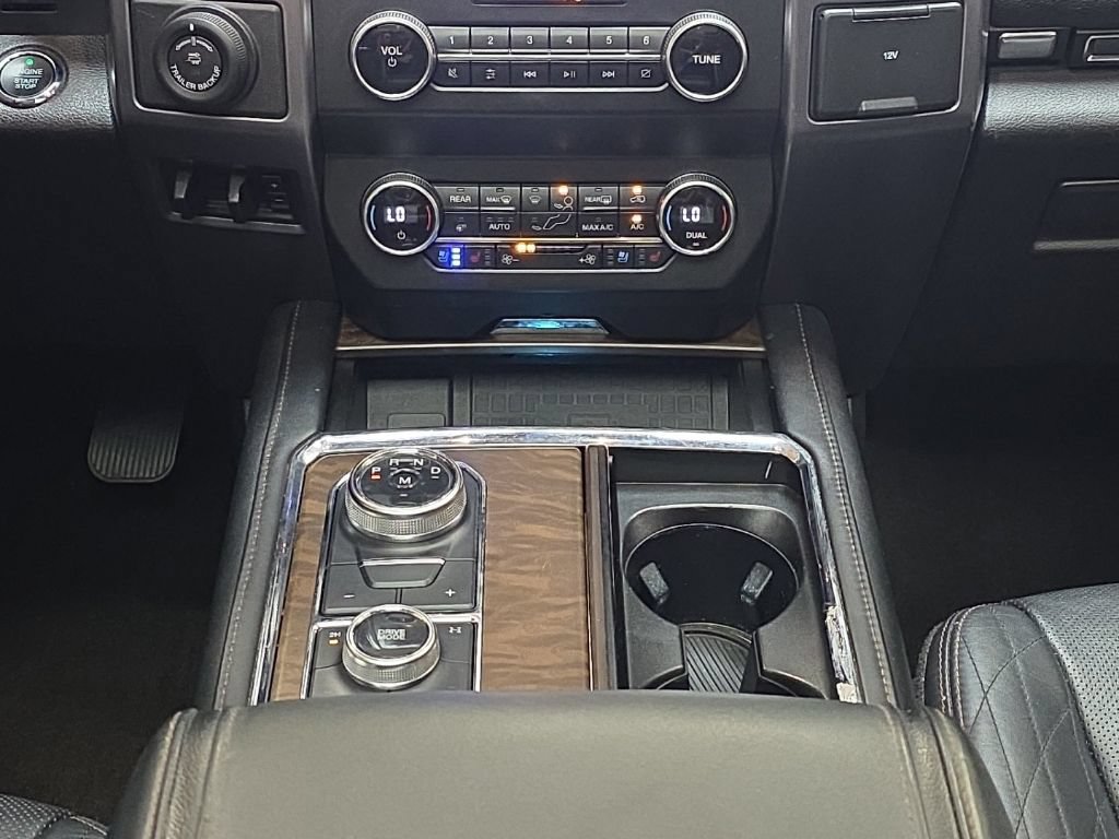 Used 2020 Ford Expedition Platinum AWD/4WD image 23