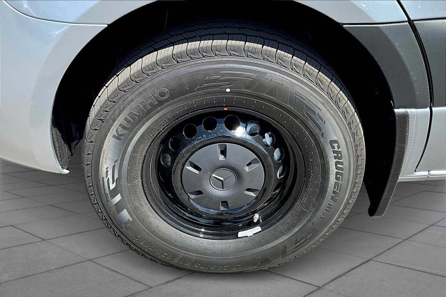 New 2025 Mercedes-Benz Sprinter 2500 image 11