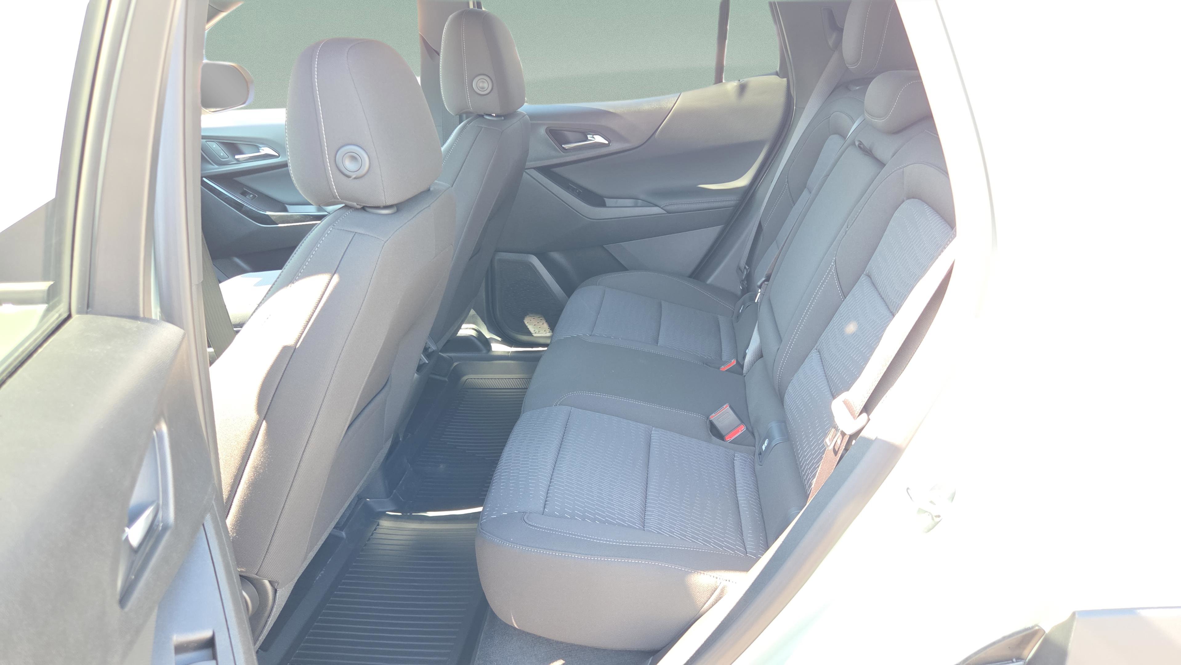 New 2026 Chevrolet Equinox LT image 31