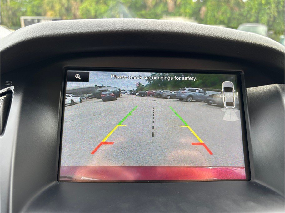 Used 2015 Ford Focus Titanium FWD image 26