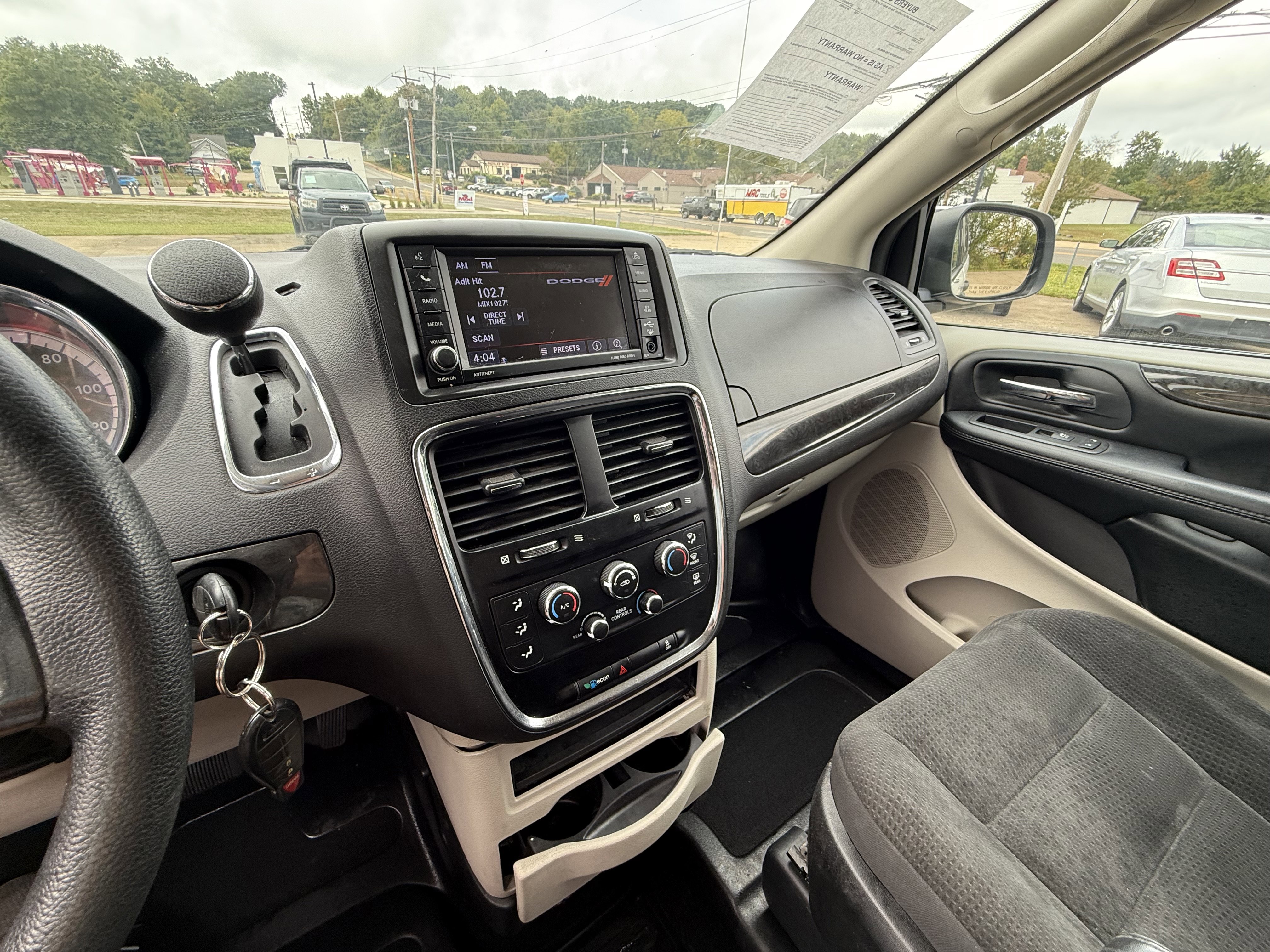 Used 2019 Dodge Grand Caravan SE image 18