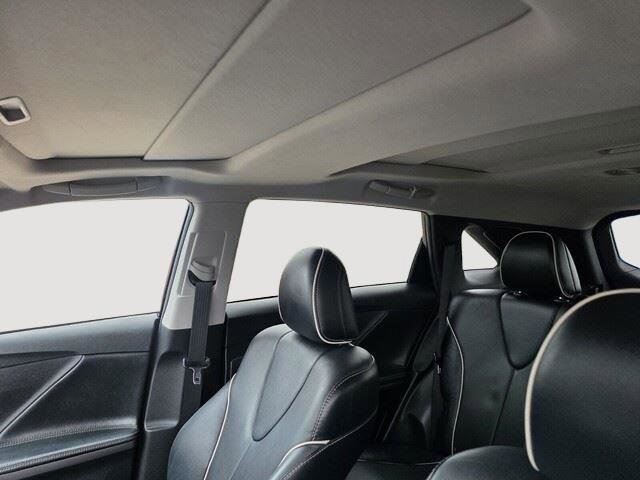 Used 2014 Toyota Venza Limited image 16