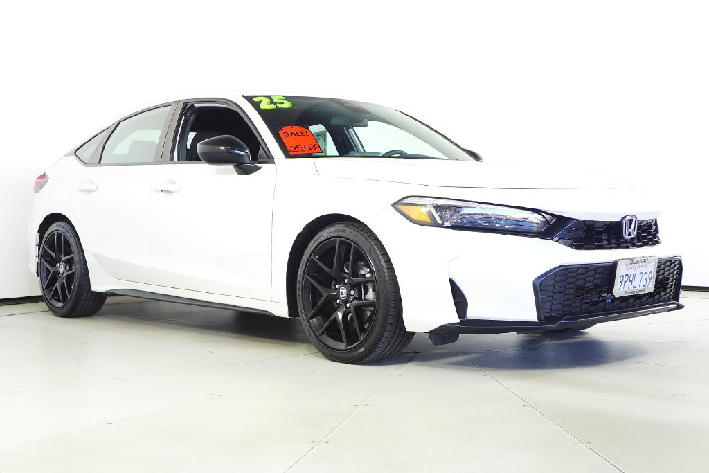 Used 2025 Honda Civic Sport image 4