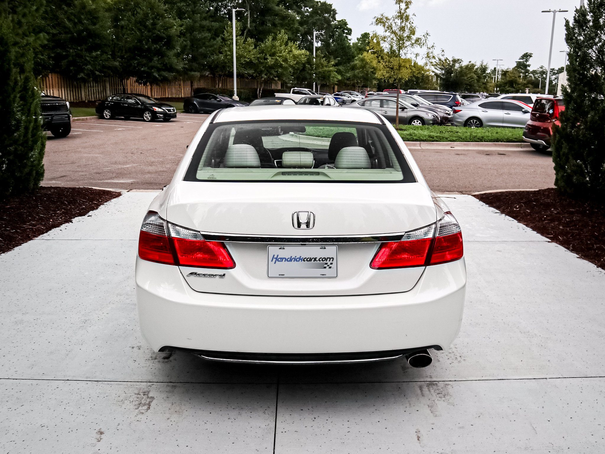 Used 2015 Honda Accord LX image 10