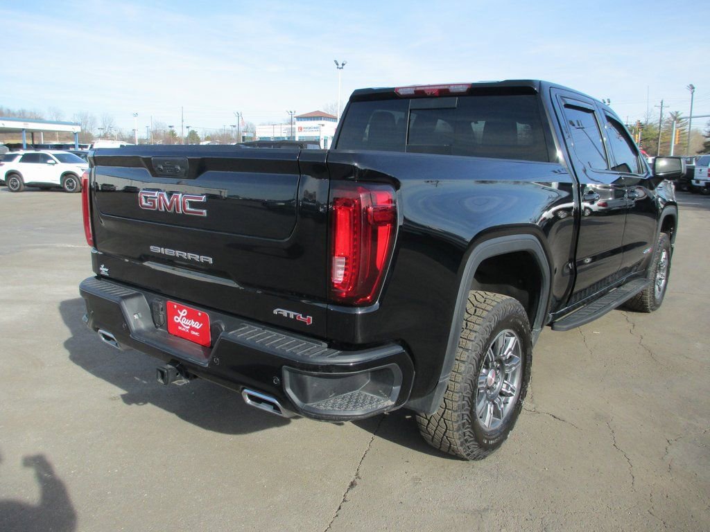 Used 2025 GMC Sierra 1500 AT4 w/ AT4 Premium Package AWD/4WD image 6