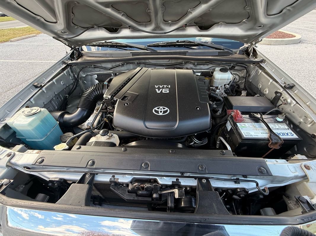 Used 2010 Toyota Tacoma 4x4 Double Cab image 27