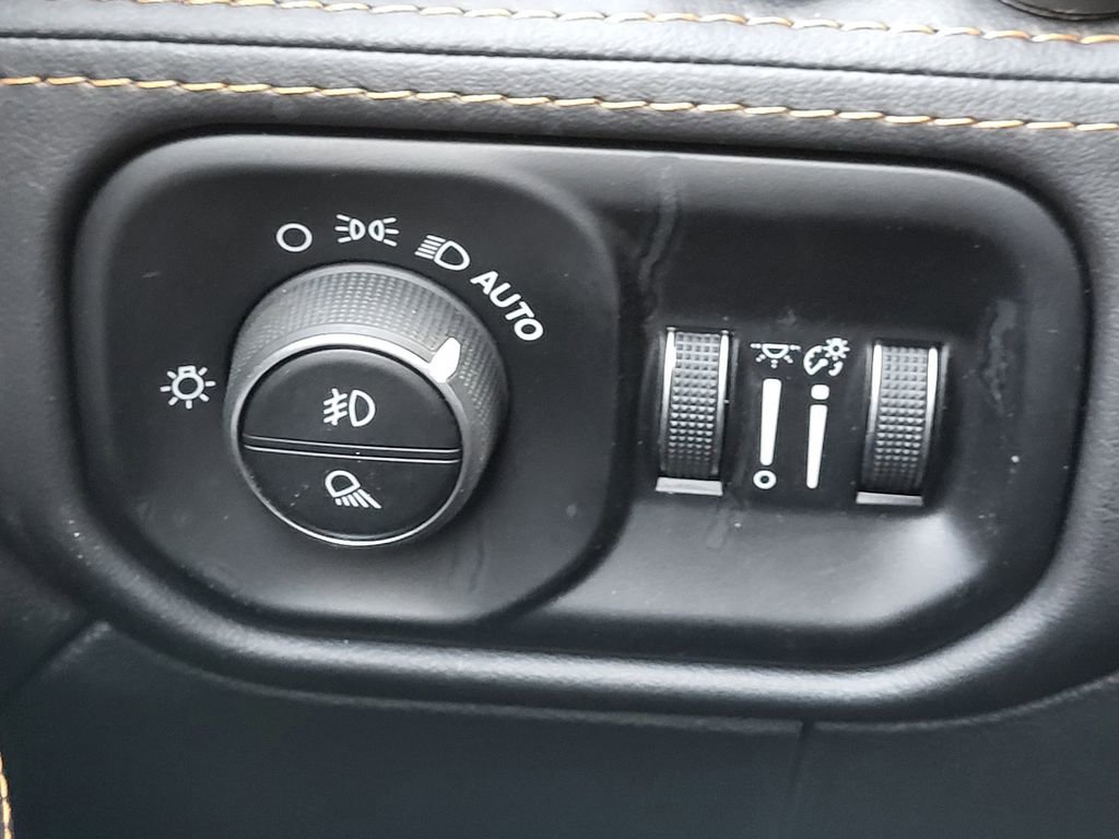 Used 2024 RAM 2500 Limited w/ Safety Group image 22