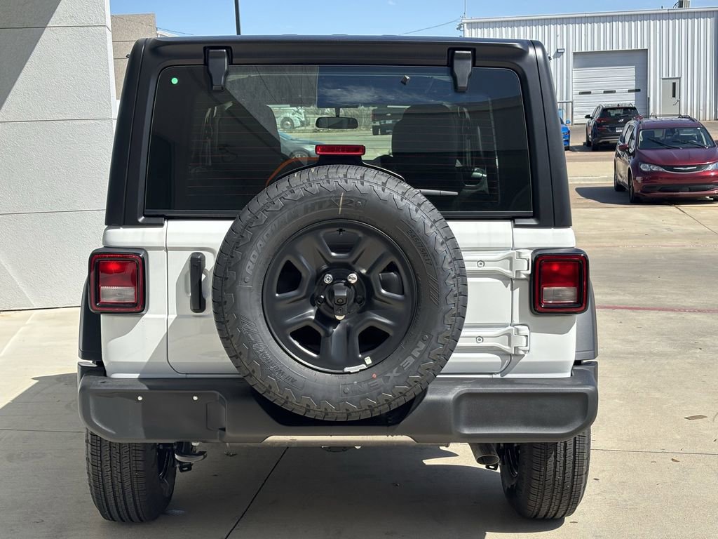 Used 2026 Jeep Wrangler Unlimited Sport AWD/4WD image 4