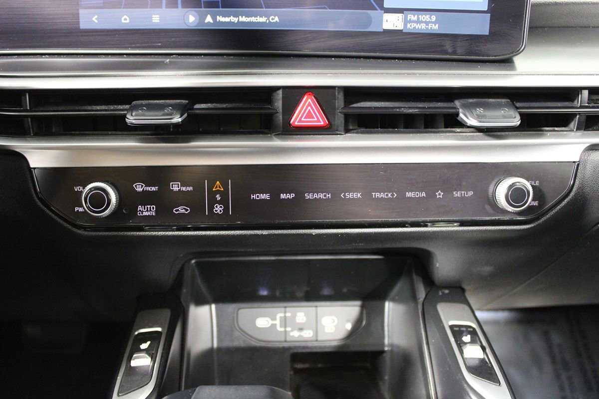 Used 2024 Kia Sorento S FWD image 10