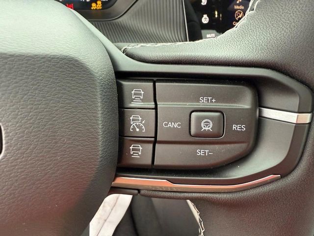 New 2026 Jeep Cherokee Overland image 23