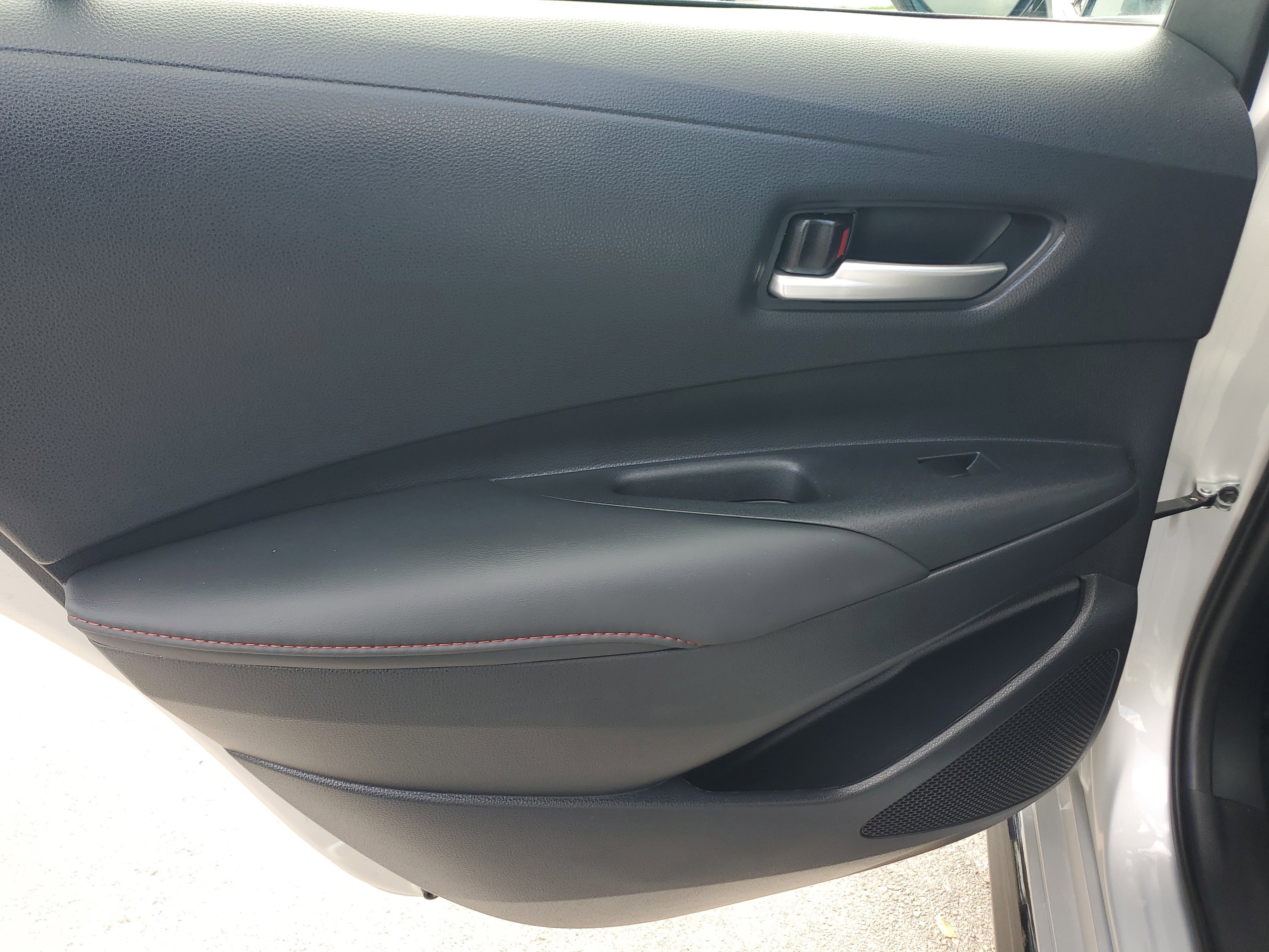 Used 2025 Toyota Corolla SE image 26