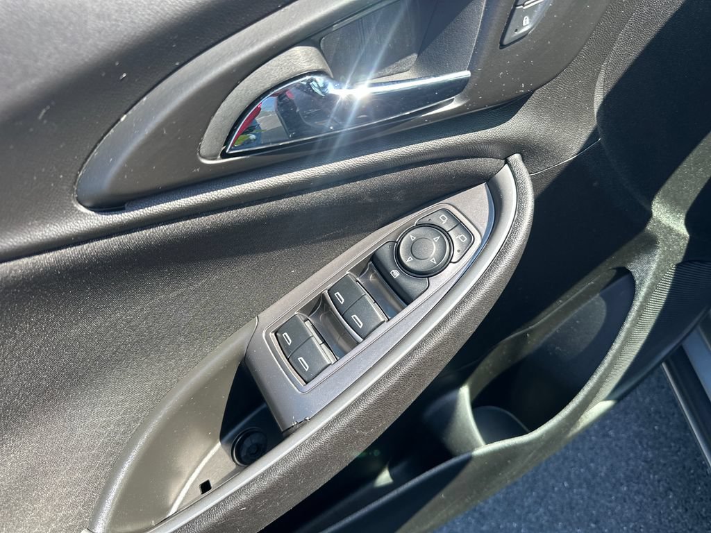 Used 2024 Chevrolet Malibu RS FWD image 15