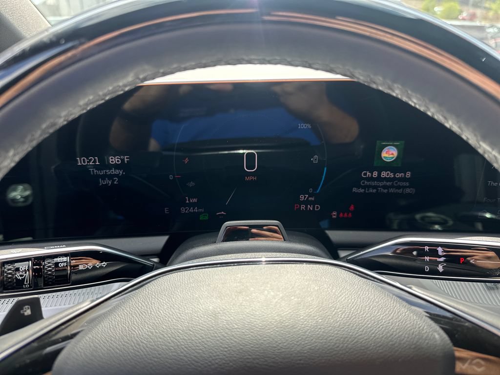 Used 2025 Cadillac Optiq Luxury 1 AWD/4WD image 22