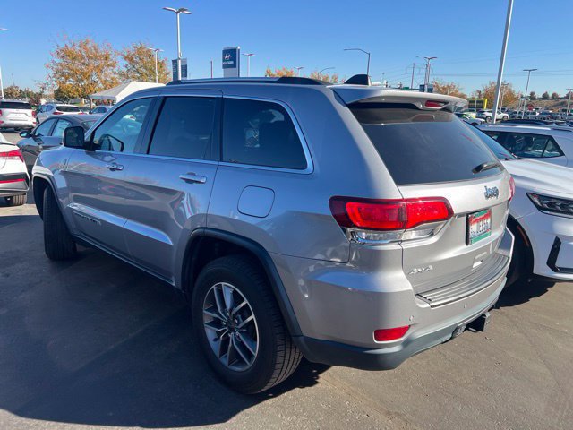 Used 2020 Jeep Grand Cherokee Laredo w/ Quick Order Package 2BN North AWD/4WD image 3