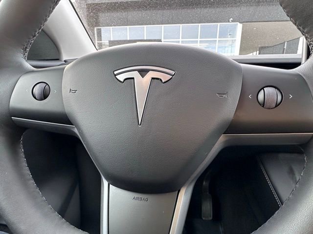 Used 2023 Tesla Model 3 Standard Range image 12