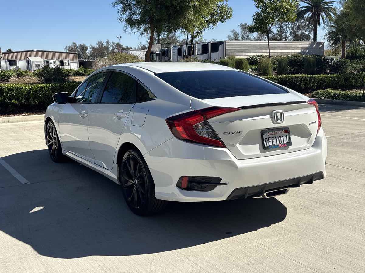 Used 2020 Honda Civic Sport image 5