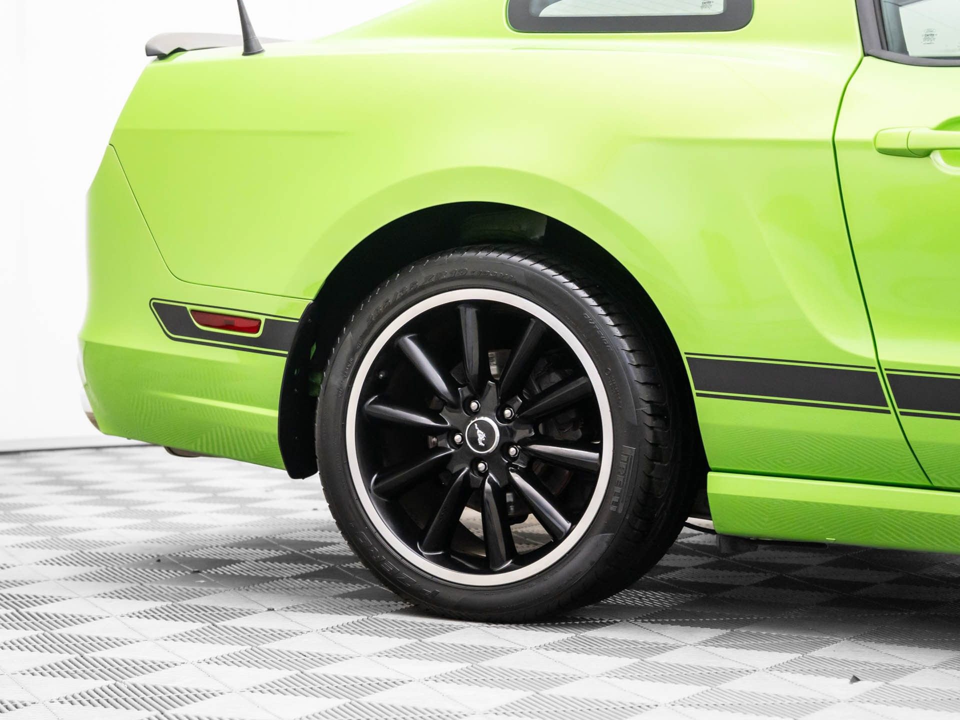 Used 2013 Ford Mustang Boss 302 w/ Boss 302 Accessory Pkg image 29