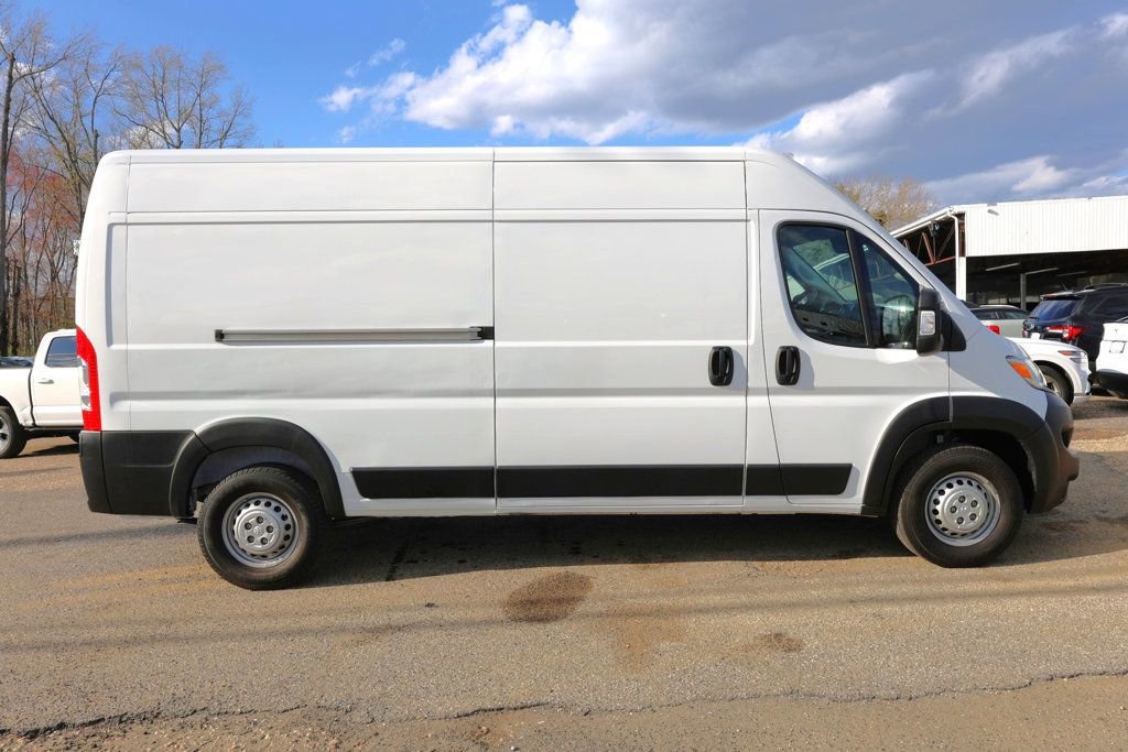 Used 2024 RAM ProMaster 2500 w/ Convenience Group FWD image 6