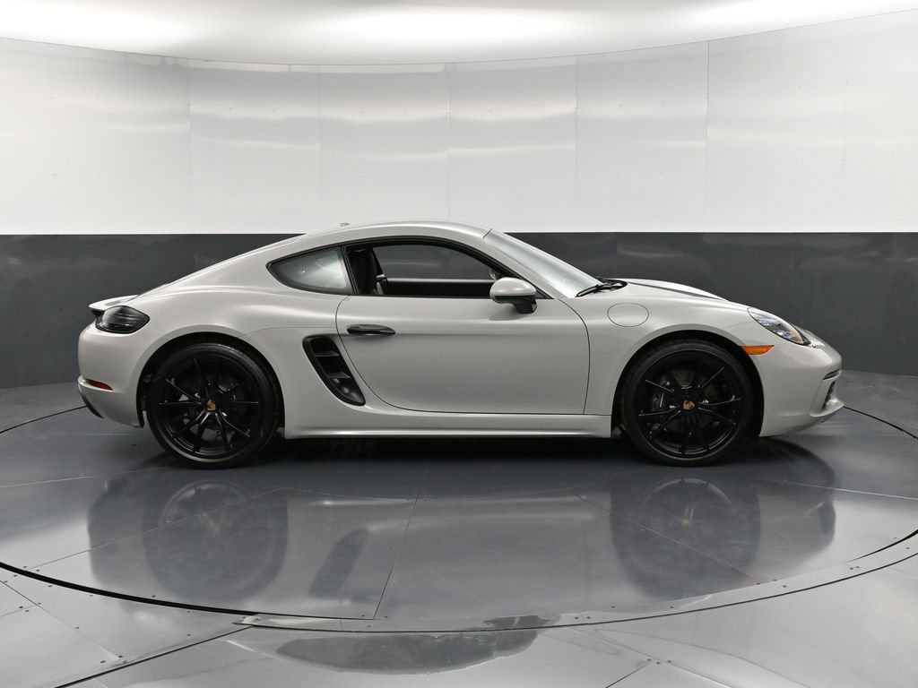 Certified 2024 Porsche 718 Cayman RWD image 9