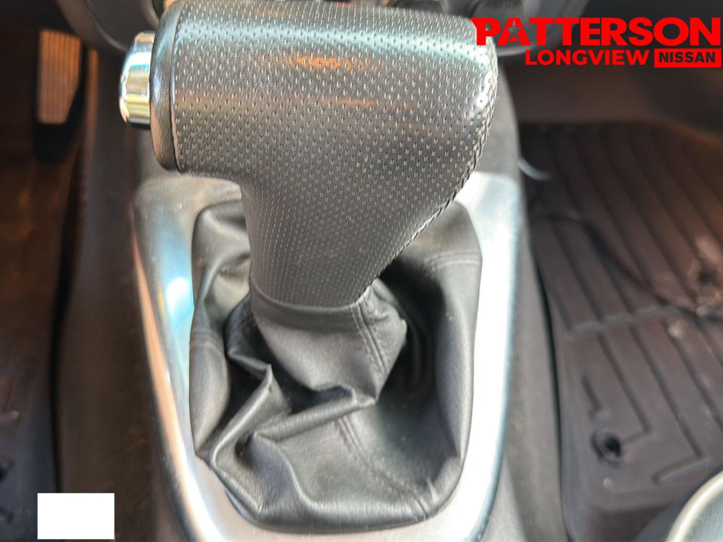 Used 2009 HUMMER H3T Alpha AWD/4WD image 11
