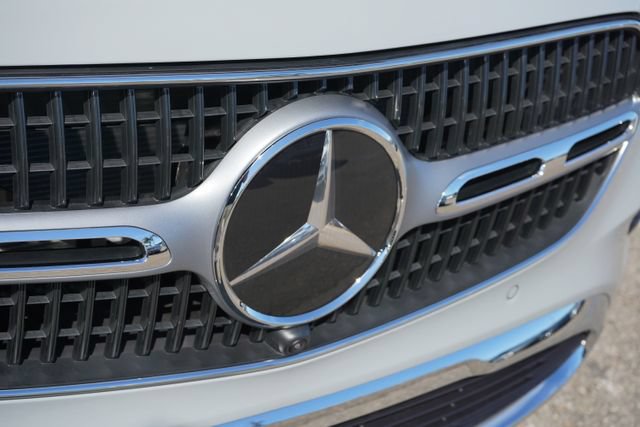 New 2026 Mercedes-Benz GLC 300 4MATIC image 12