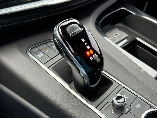 Used 2023 Cadillac Escalade Sport AWD/4WD image 20
