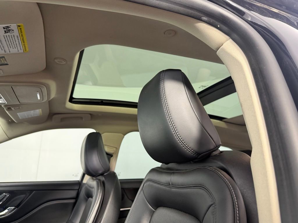 Used 2024 Lincoln Corsair Grand Touring AWD/4WD image 21