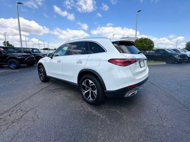 Used 2025 Mercedes-Benz GLC 350e 4MATIC image 8