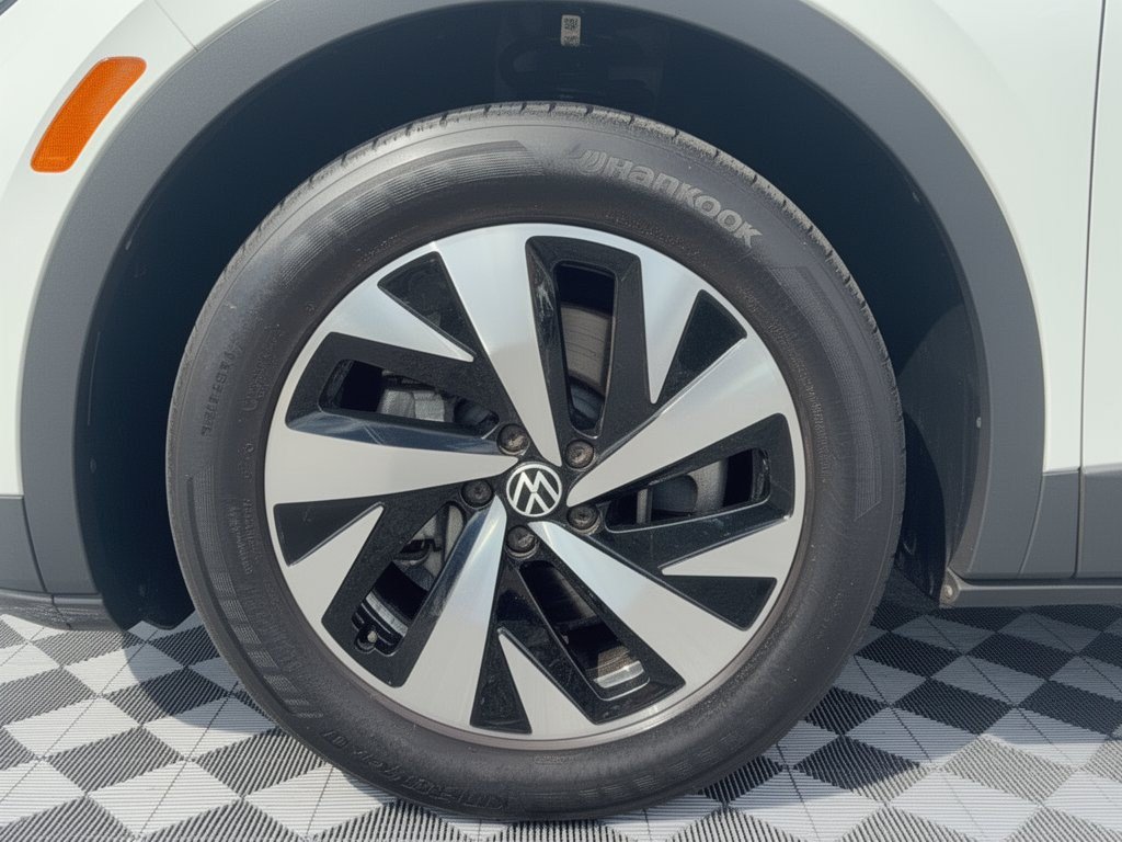 Certified 2023 Volkswagen ID.4 2WD image 12