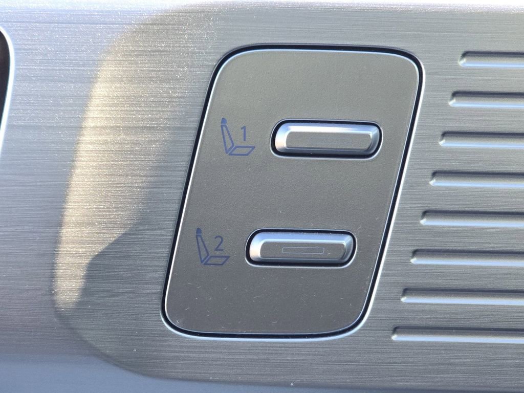 Used 2024 Hyundai Santa Fe Limited image 26