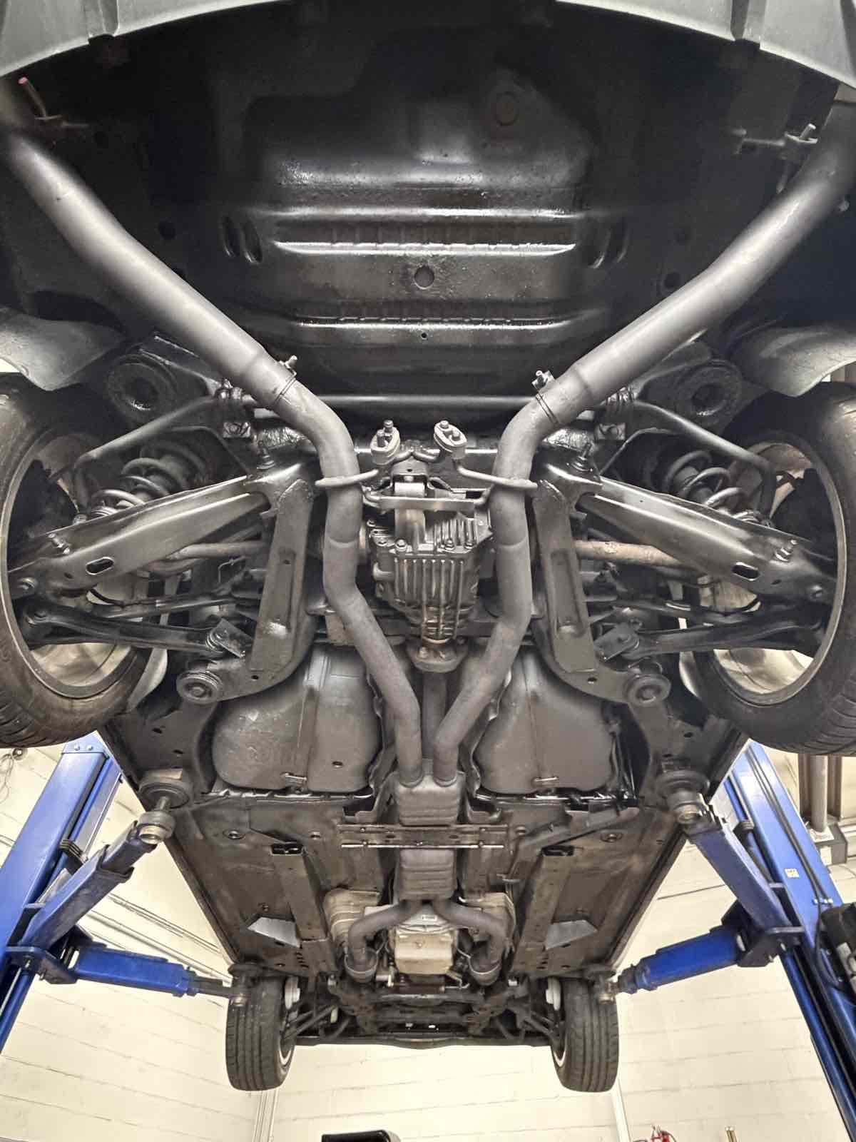 Used 2012 Chevrolet Camaro SS w/ 45th Anniversary Package RWD image 28