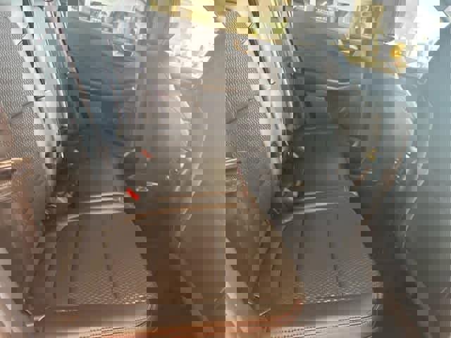 New 2025 Ford Escape ST-Line w/ Cold Weather Package image 31