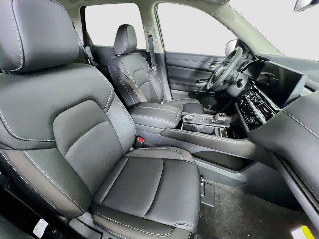 New 2026 Nissan Pathfinder SL AWD/4WD image 30
