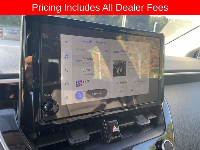 Used 2025 Toyota Corolla LE w/ Convenience Package FWD image 32