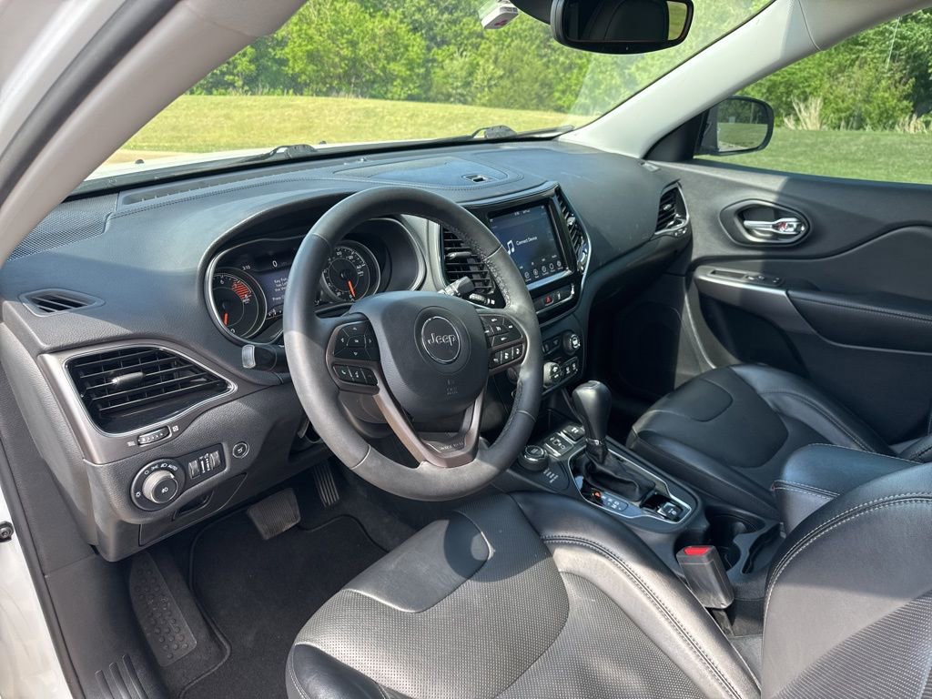 Used 2022 Jeep Cherokee Limited AWD/4WD image 11