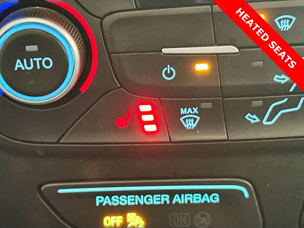 Used 2018 Ford Escape SE w/ SE Sport Appearance Package image 17