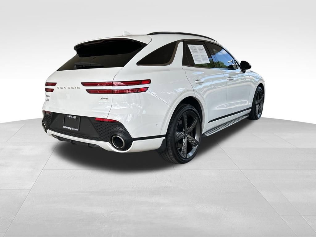 Used 2025 Genesis GV70 2.5T w/ Sport Prestige Package image 2
