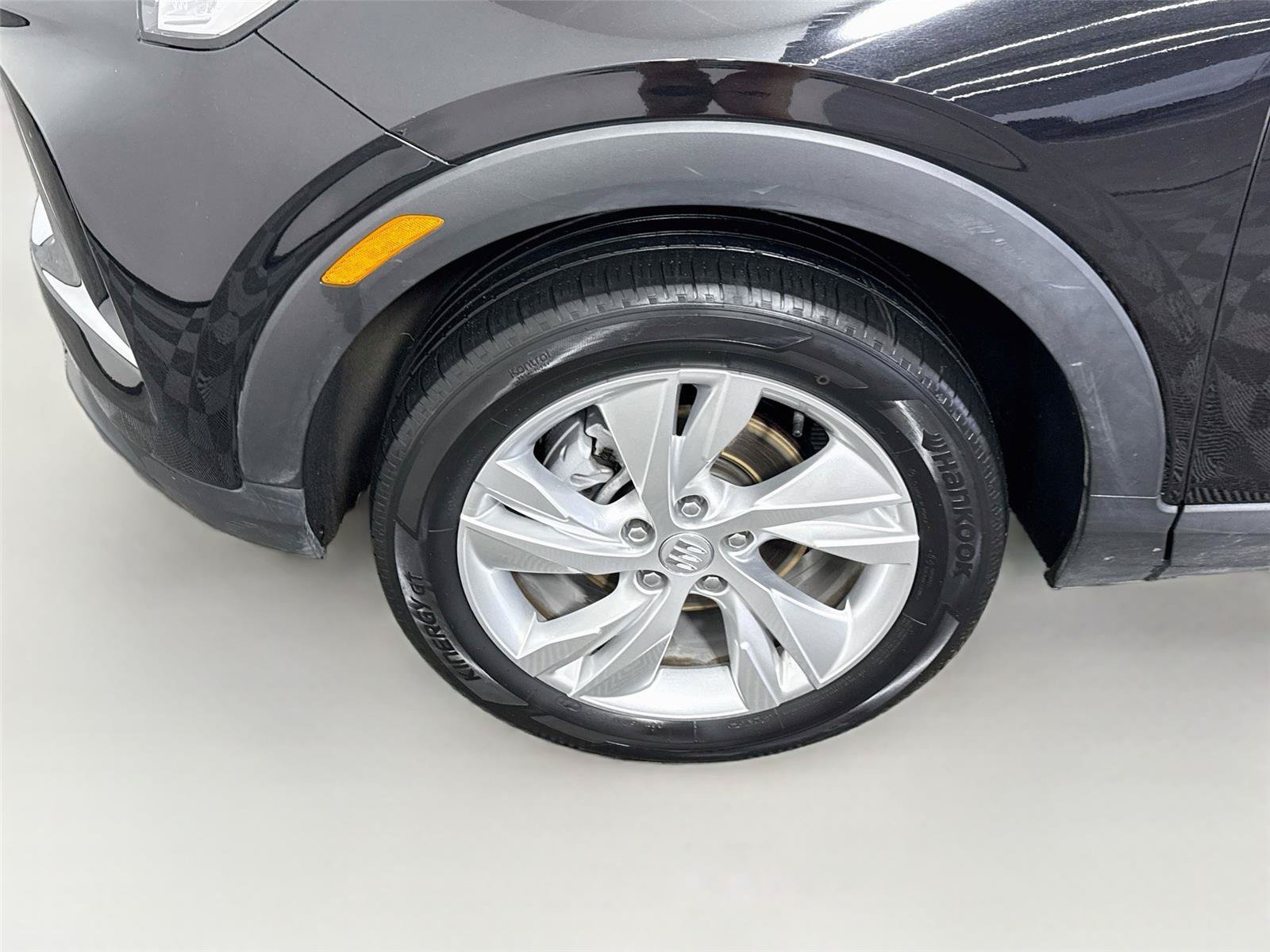 Used 2025 Buick Encore GX Preferred AWD/4WD image 21