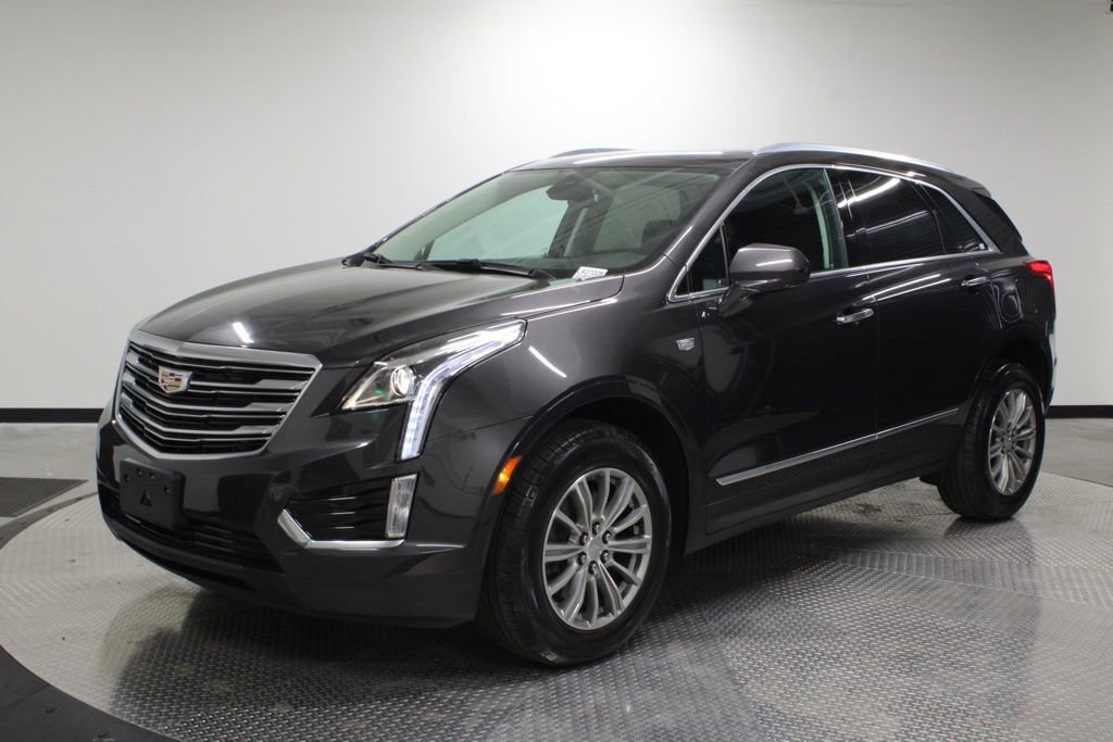 Used 2017 Cadillac XT5 Luxury w/ Driver Awareness Package image 2