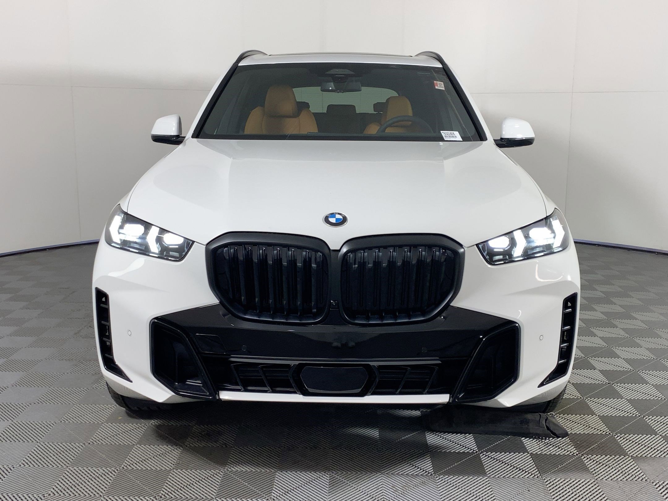 New 2026 BMW X5 sDrive40i w/ M Sport Package image 5