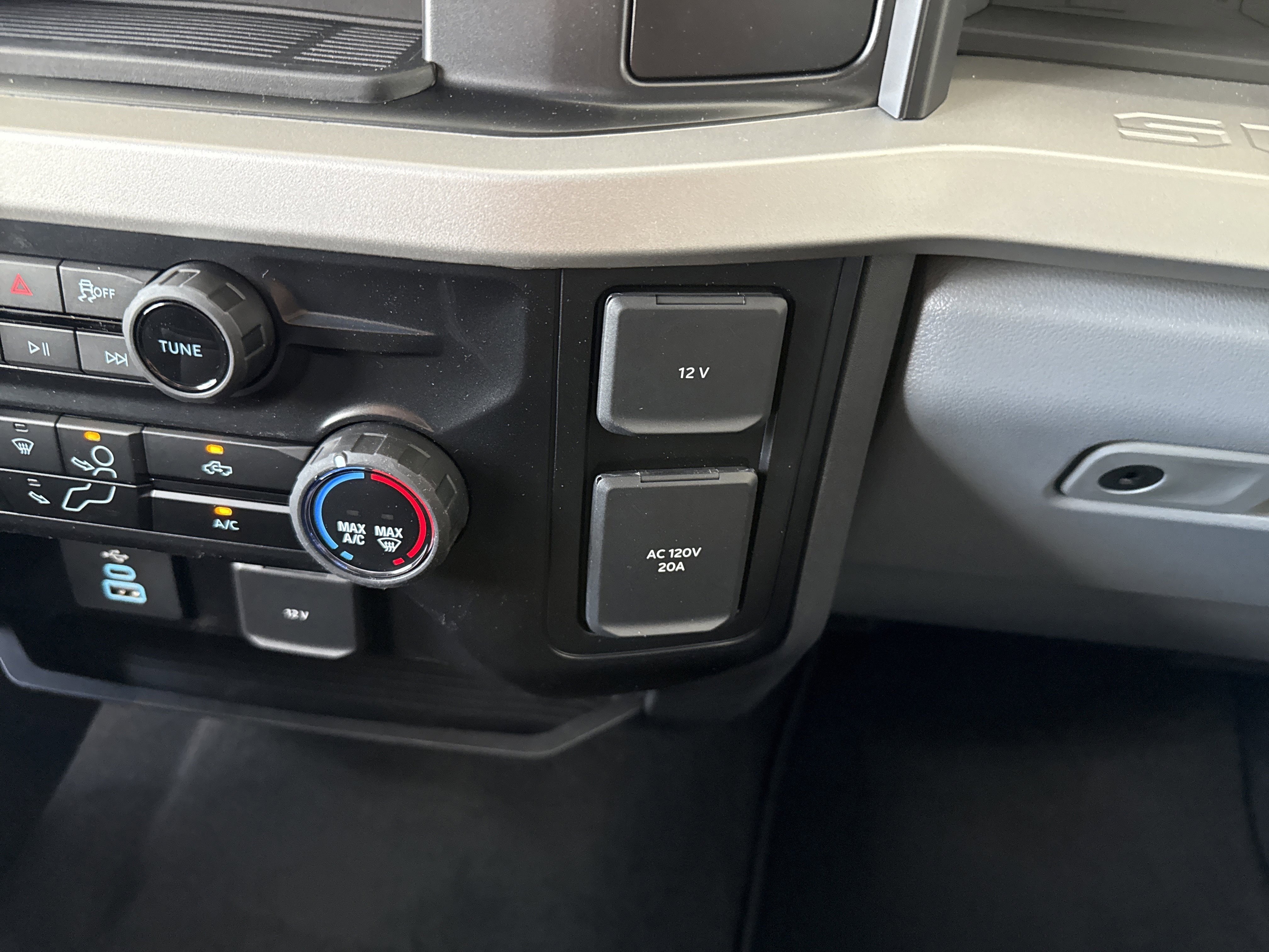 New 2026 Ford F350 XL w/ STX Appearance Package AWD/4WD image 27