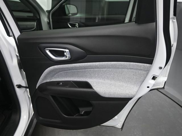 Used 2022 Jeep Compass Latitude w/ Convenience Group image 20