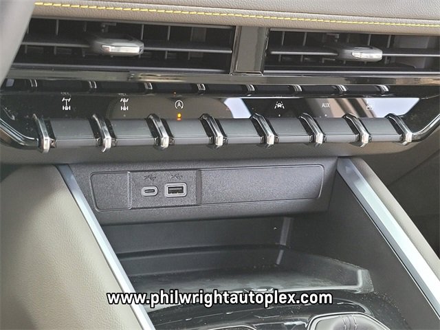 New 2025 Chevrolet Colorado ZR2 w/ Off-Road Front Bumper Package image 22