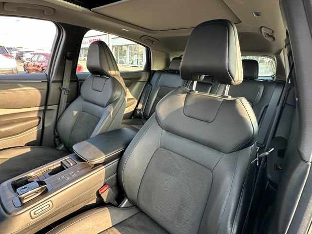 Certified 2024 Nissan Ariya AWD image 24