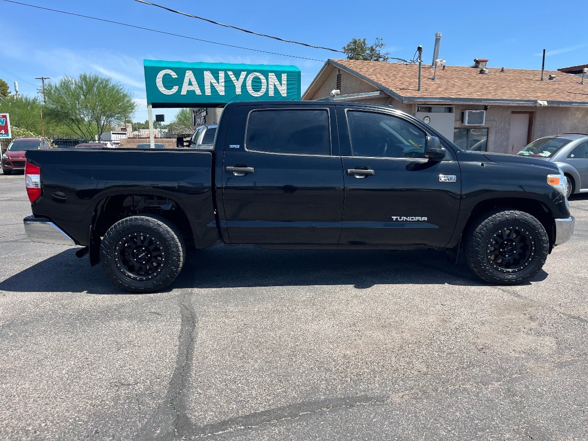 Used 2014 Toyota Tundra SR5 w/ SR5 Upgrade Package AWD/4WD image 2