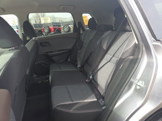 Used 2021 Nissan Rogue S image 17