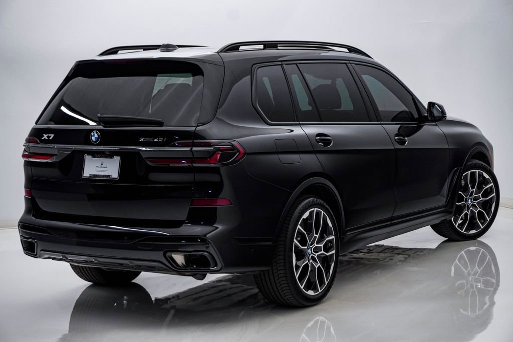 Used 2026 BMW X7 xDrive40i w/ M Sport Package AWD/4WD image 11