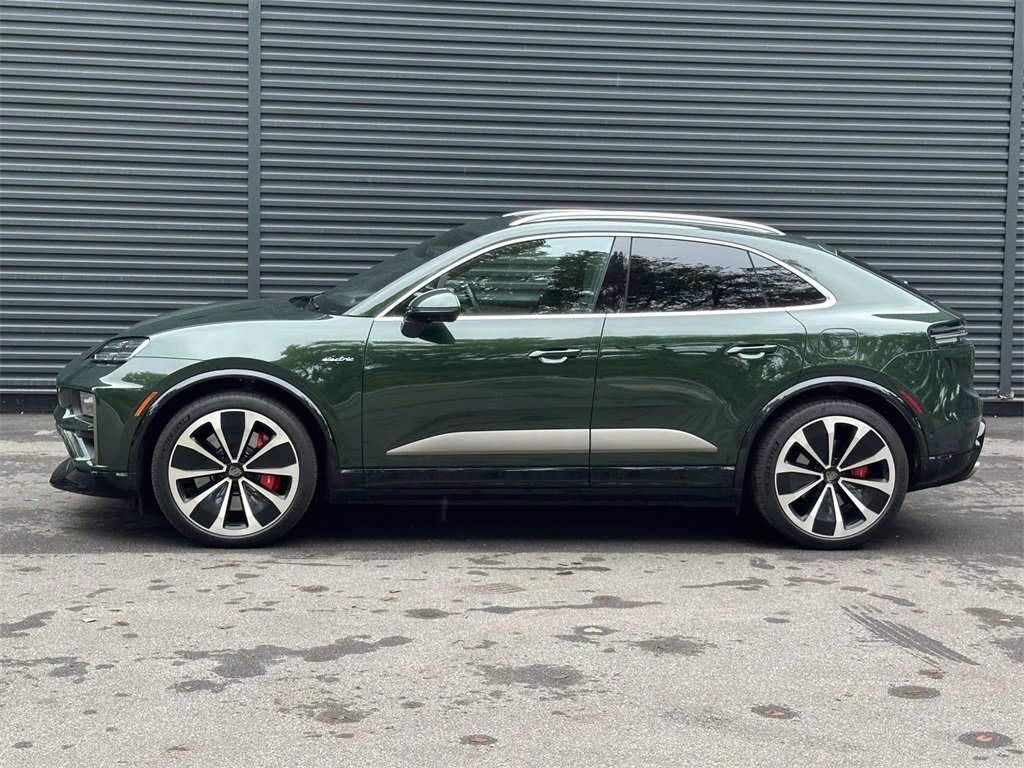 Certified 2024 Porsche Macan Turbo Electric image 2